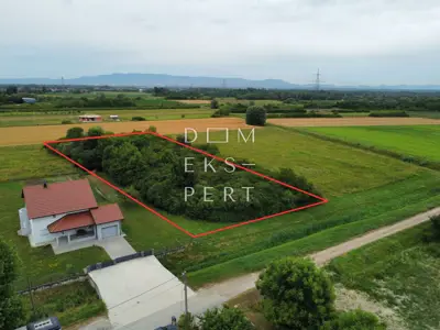 Rugvica, Građevinsko zemljište u mirnom naselju, 4831 m²