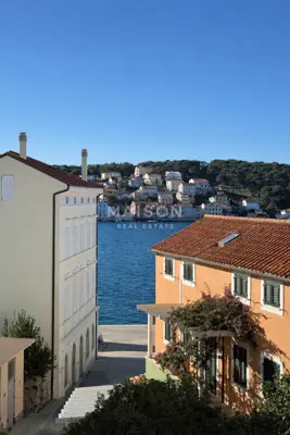 Exklusiv: Letzte Neubauwohnung 108 m² im Zentrum von Lošinj
