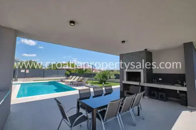 Haus, Kaštela, 324 m², 1 500 000 € - 4