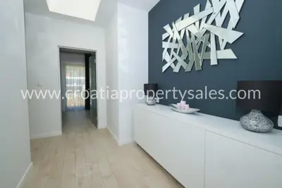 Haus, Kaštela, 324 m², 1 500 000 € - 11