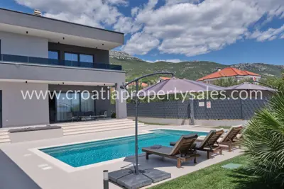 Haus, Kaštela, 324 m², 1 500 000 € - 3