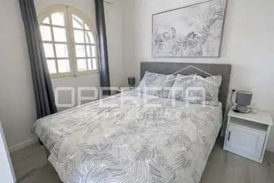 Villa 350 m², Tribunj by the waterfront - first row to the sea - 8