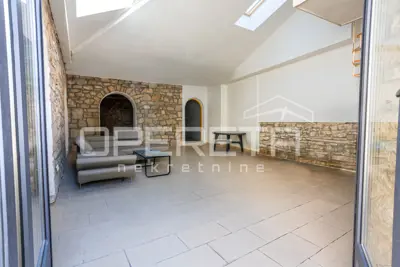 Villa 350 m², Tribunj by the waterfront - first row to the sea - 12