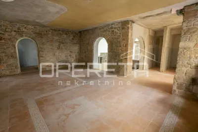 Villa 350 m², Tribunj by the waterfront - first row to the sea - 18