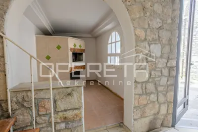 Villa 350 m², Tribunj by the waterfront - first row to the sea - 20