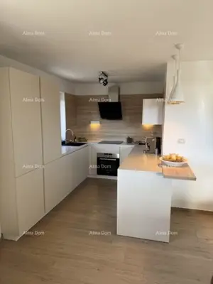 House for sale in Raša, 137 m² - 2