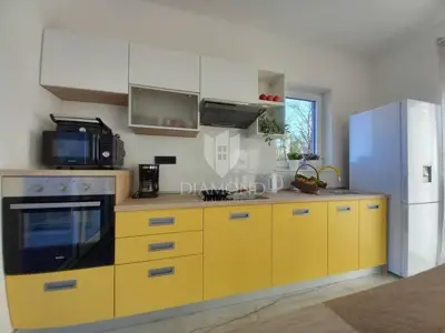 Kuća 125 m², Marčana okolica - bazen i terasa - 8