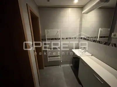 Gewerbefläche 275 m², Lanište - ausgezeichnete Lage - 8