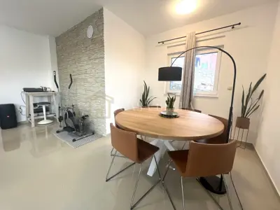 Haus zum Kauf in Zamet, 240 m² - 17