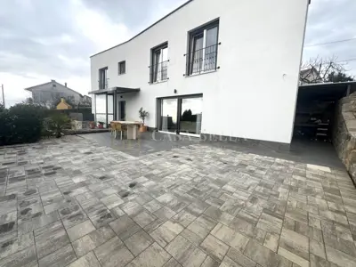 Haus zum Kauf in Zamet, 240 m² - 6