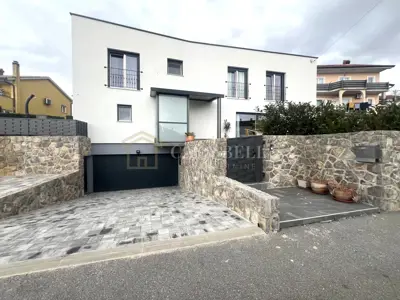Haus zum Kauf in Zamet, 240 m² - 4