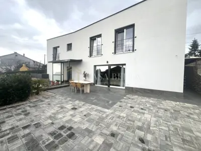 Haus zum Kauf in Zamet, 240 m² - 8