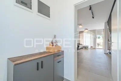 Stan 123 m², Novigrad - miran dio blizu centra i mora - 5