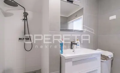 Stan 123 m², Novigrad - miran dio blizu centra i mora - 11