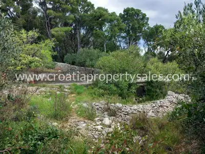 Građevinsko zemljište 380 m², otok Brač - 300 m od mora - 6