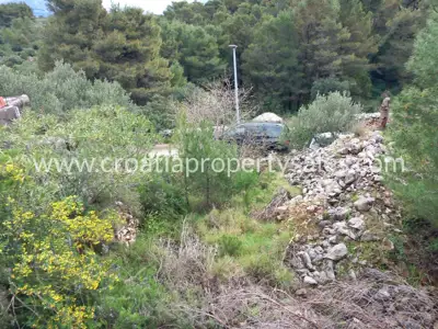 Građevinsko zemljište 380 m², otok Brač - 300 m od mora - 3