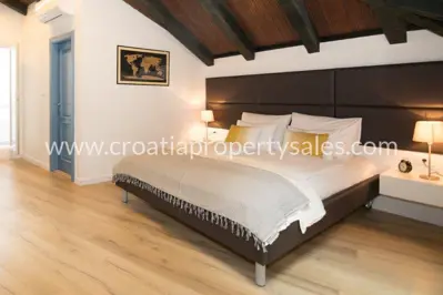 Haus 70 m², Šibenik - alte Altstadt - 9
