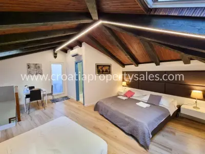 Kuća 70 m², Šibenik - stara gradska jezgra