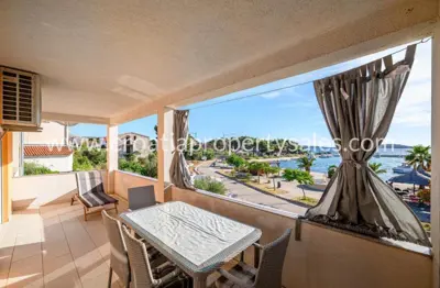 House, Šibenik, 220 m², 1 800 000 €