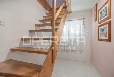PULA - VELI VRH - Kuća sa dodatnim apartmanom - 13