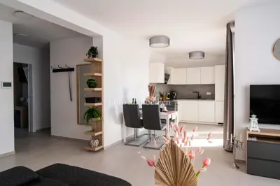 Apartman 79,5 m², Novalja - luksuzno opremljen i namješten - 11
