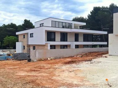 Stan 128 m², Rovinj - privatni vrt i grijani bazen - 12