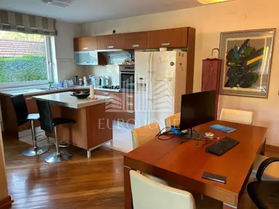 Mehrzweckhaus mit Blick 500 m² - Črnomerec - - 2