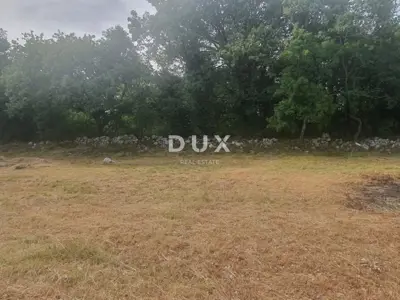 Building plot, Višnjan - quiet location and open view