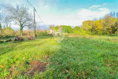 Building plot 1,498 m², Oprtalj - peaceful surroundings - 2