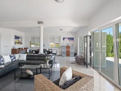 Villa 241 m², Ližnjan - Pool und großzügiges Grundstück - 4
