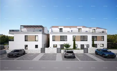 Wohnung auf drei Etagen, Poreč, Garten und zwei Terrassen