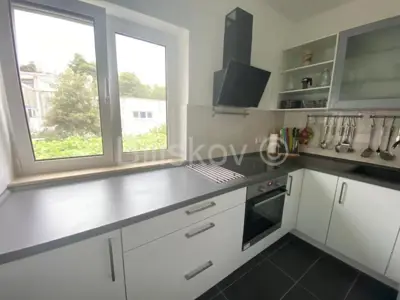 Kuća 375 m², Supetar - idealna za turističku djelatnost - 8