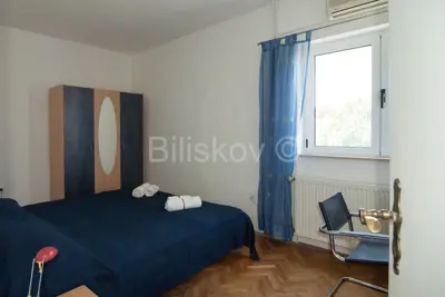 Kuća 375 m², Supetar - idealna za turističku djelatnost - 13