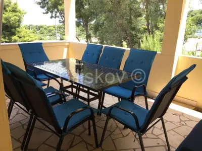 Kuća 375 m², Supetar - idealna za turističku djelatnost - 3