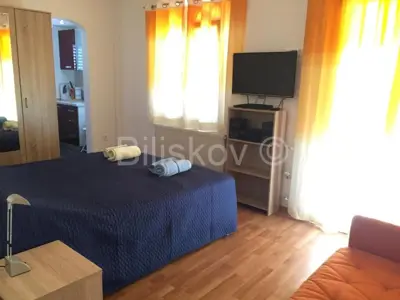Kuća 375 m², Supetar - idealna za turističku djelatnost - 21
