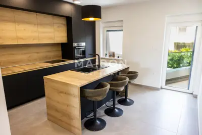 Wohnung zum Kauf in Mandre, 146,7 m² - 6