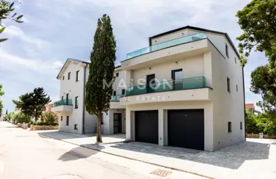 Wohnung zum Kauf in Mandre, 146,7 m²