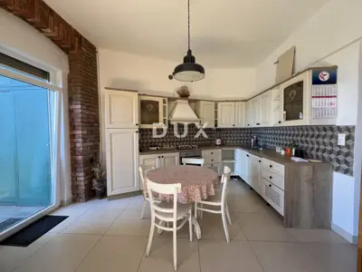 Belveder, Rijeka, 82 m², three bedrooms, balcony, view - 8