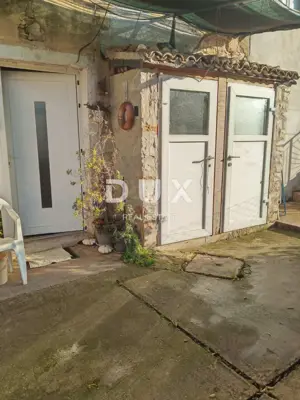 Haus 106 m², Poreč - renoviertes Steinhaus
