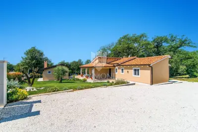 Okolica Poreča, samostojeća prizemnica na prostranom imanju - 12