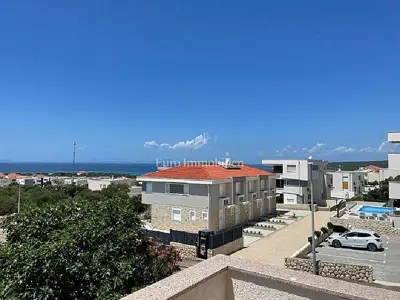 House 233 m², Novalja - 5 apartments and pool - 18