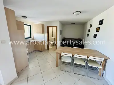 Stan, Brač, 46 m², 2-soban, 207 000 € - 10