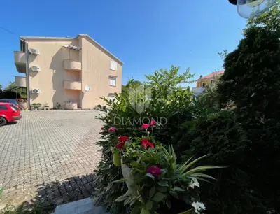 Apartment 37 m², Malinska - Terrasse und Grill - 11