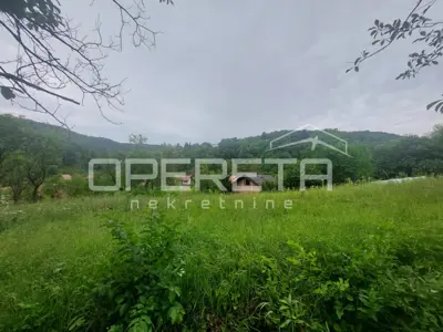 Zemljište 472 m², Vugrovec Gornji uz asfaltirani pristupni put - 2