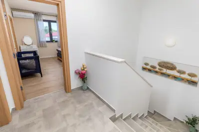 Kuća 170 m², Medulin - bazen i 550 m do mora - 19