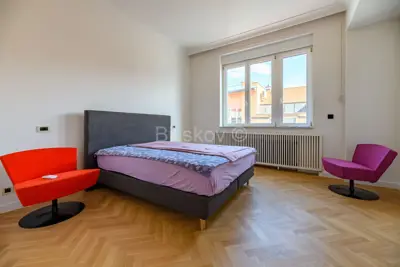 Stan 160 m², Donji grad, pogled na katedralu - 14
