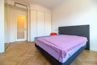 Stan 160 m², Donji grad, pogled na katedralu - 15
