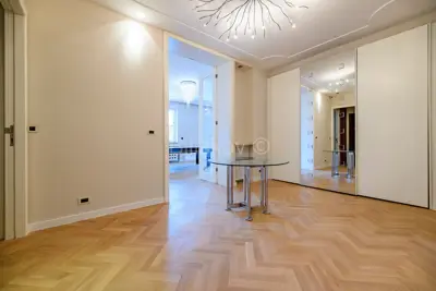 Stan 160 m², Donji grad, pogled na katedralu - 10