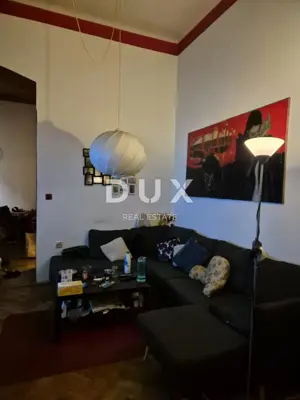 Wohnung 97,5 m², Rijeka Centar - 3 Zimmer, hohe Decken