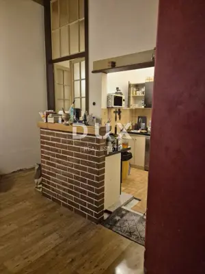 Wohnung 97,5 m², Rijeka Centar - 3 Zimmer, hohe Decken - 4